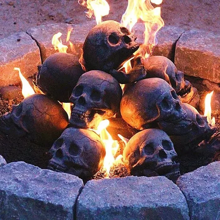 Fire Skull Decorative Resin Crafts Burning Fire Dark Gray Skull Ornament Halloween Office Garden Ornament